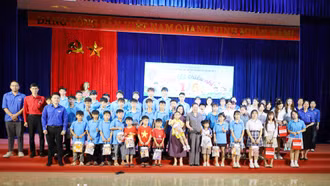 Chương trình vui Tết Thiếu nhi tại Trung tâm Công tác xã hội và Bảo trợ xã hội số 2