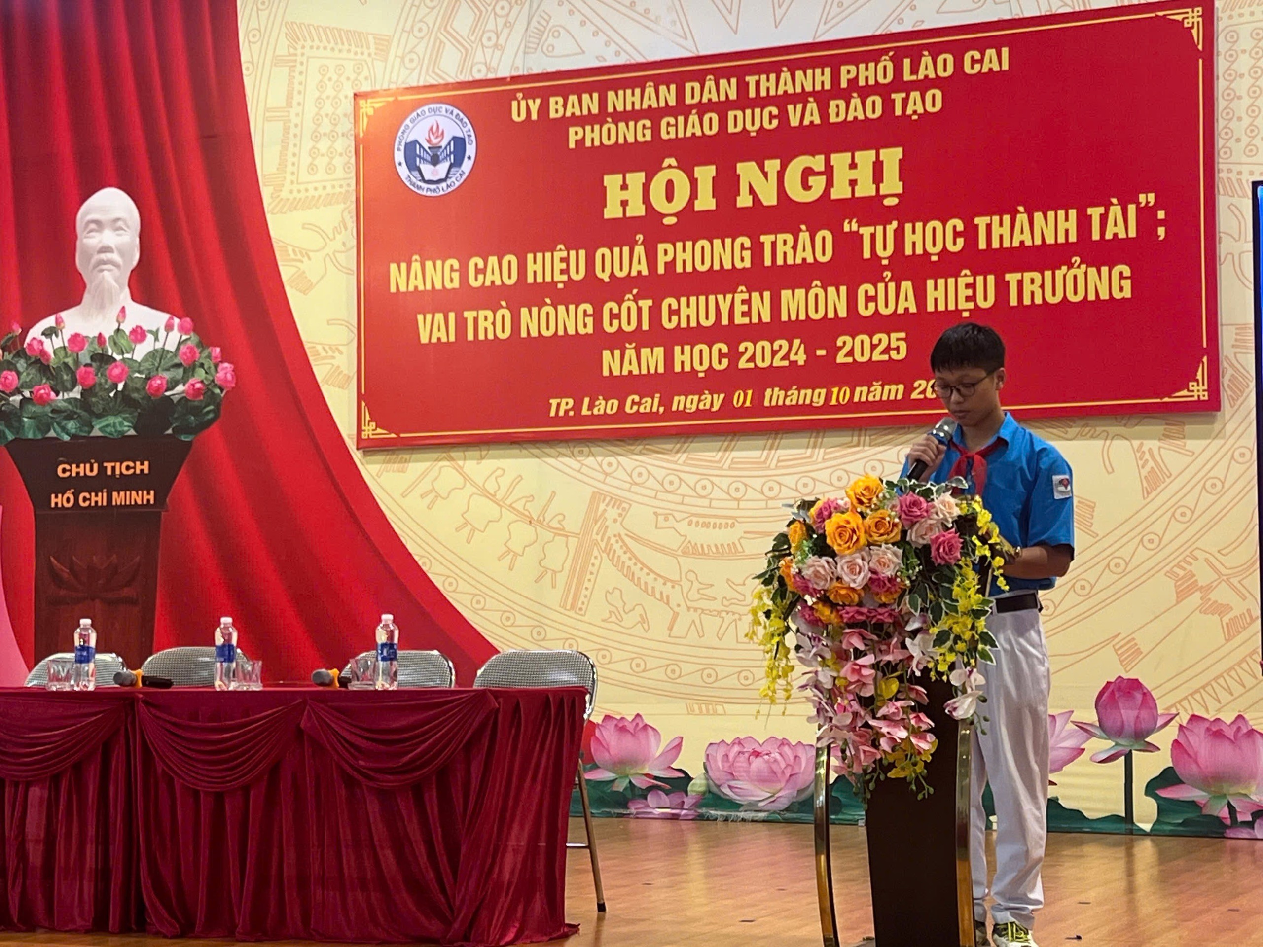 Đại diện học sinh Trường Lý Tự Trọng chia sẻ phương pháp tự học tại nhà hiệu quả. IMG_4969.JPG