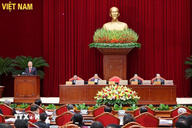 Tổng Bí thư Tô Lâm phát biểu khai mạc Hội nghị lần thứ mười ba, Ban Chấp hành Trung ương Đảng khóa XIII. Tổng Bí thư Tô Lâm phát biểu khai mạc Hội nghị lần thứ mười ba, Ban Chấp hành Trung ương Đảng khóa XIII.