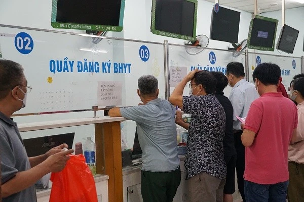 Quyền lợi của người tham gia BHYT luôn được đảm bảo.