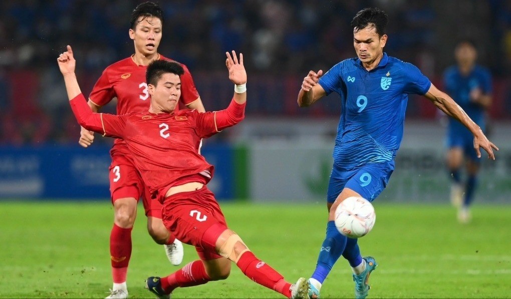 Tuyển Thái Lan (áo xanh) sau 8 năm gần nhất vẫn chưa giành được chức vô địch SEA Games. thailan-2096.jpg