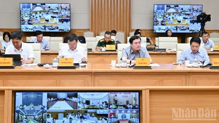 Các đại biểu tham dự phiên họp.