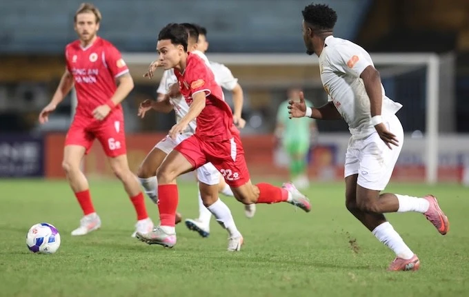 CAHN cho thấy sự vượt trội so với Hà Tĩnh.