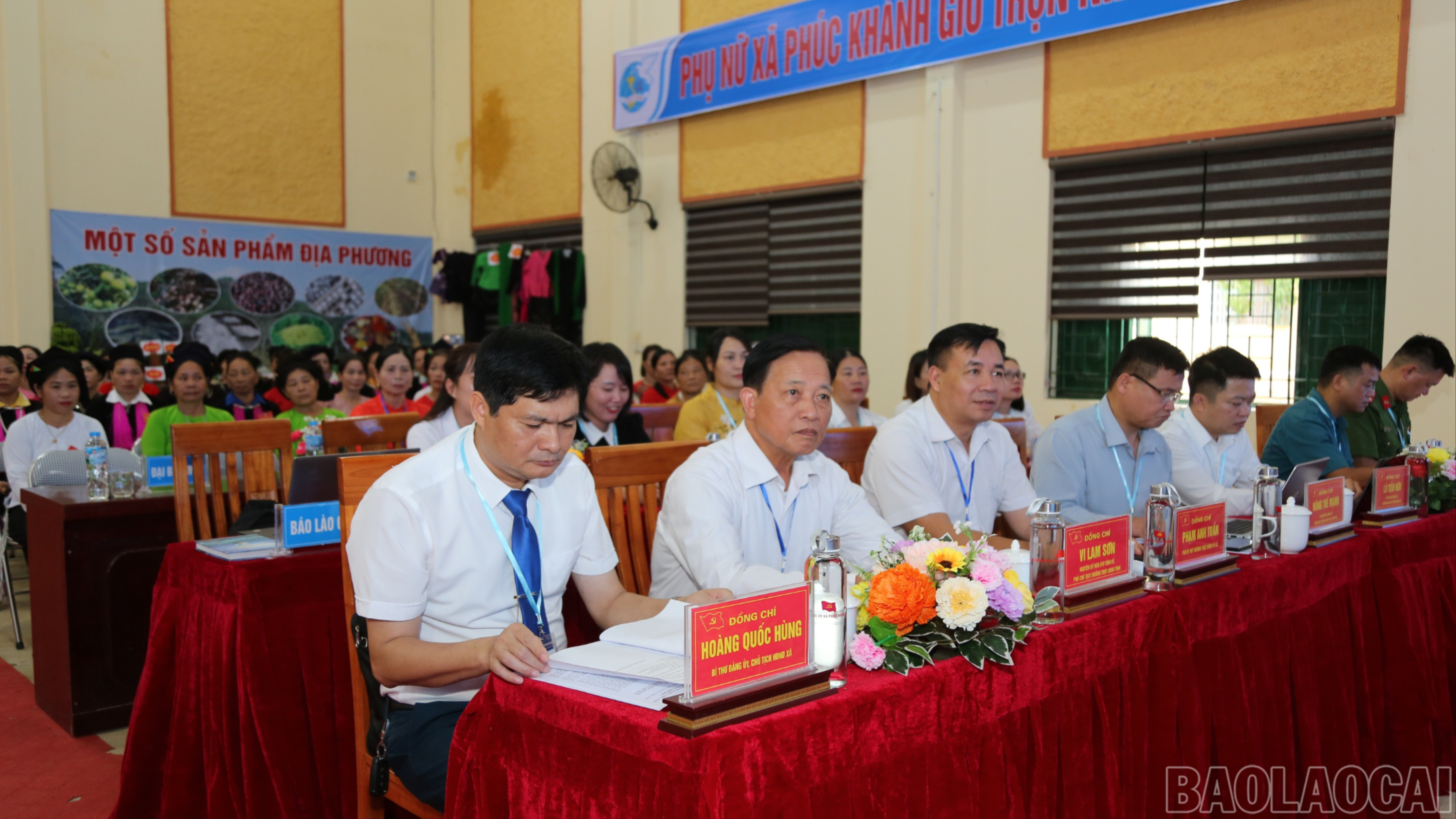 Các đại biểu dự đại hội. baolaocai-br_daibieu-7819.jpg
