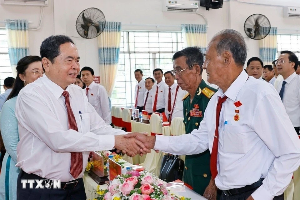 Chủ tịch Quốc hội Trần Thanh Mẫn dự Đại hội đại biểu Đảng bộ xã Thạnh Xuân lần thứ I, nhiệm kỳ 2025-2030.