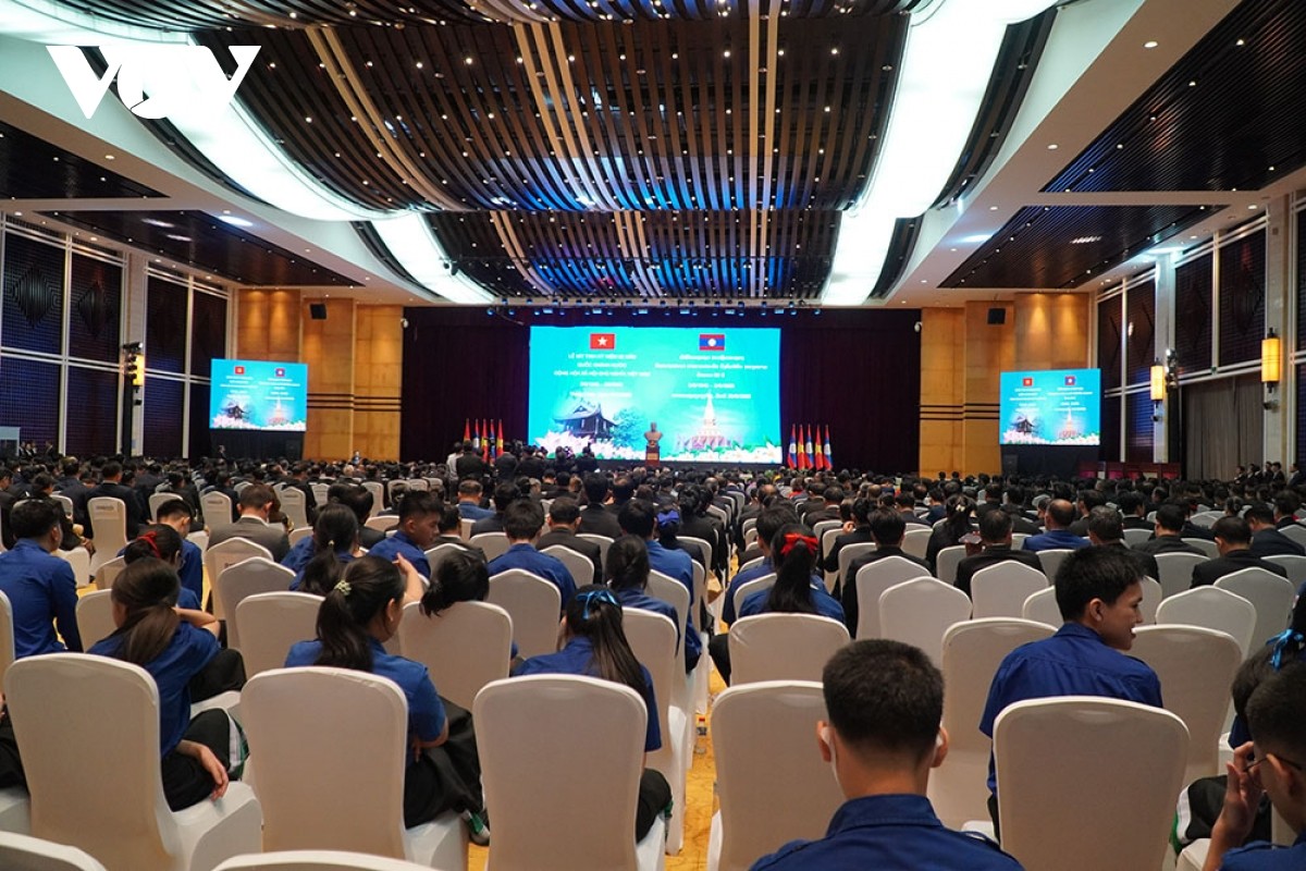 Quang cảnh Lễ mít tinh Quốc khánh Việt Nam tại Lào Quang cảnh Lễ mít tinh Quốc khánh Việt Nam tại Lào