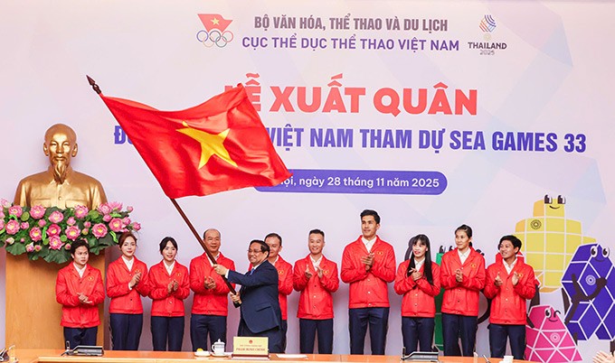Thủ tướng tin tưởng Đoàn thể thao Việt Nam tham dự SEA Games sẽ thể hiện được tinh thần vượt khó, ý chí kiên cường và lòng quả cảm.