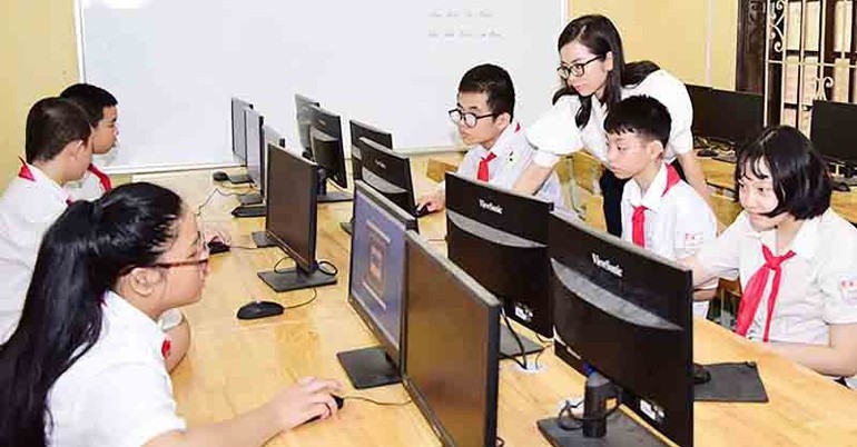 Bảo vệ quyền lợi và sự an toàn của trẻ em khi tham gia các nền tảng thương mại điện tử.