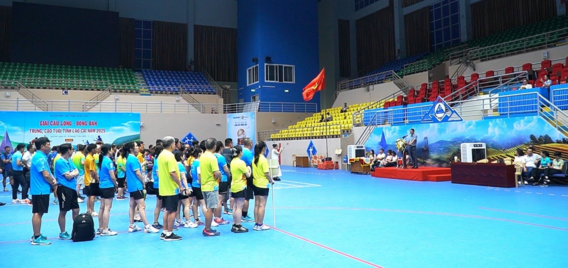 Quang cảnh Lễ khai mạc giải. title-0100-03-31-01still178-9862.jpg