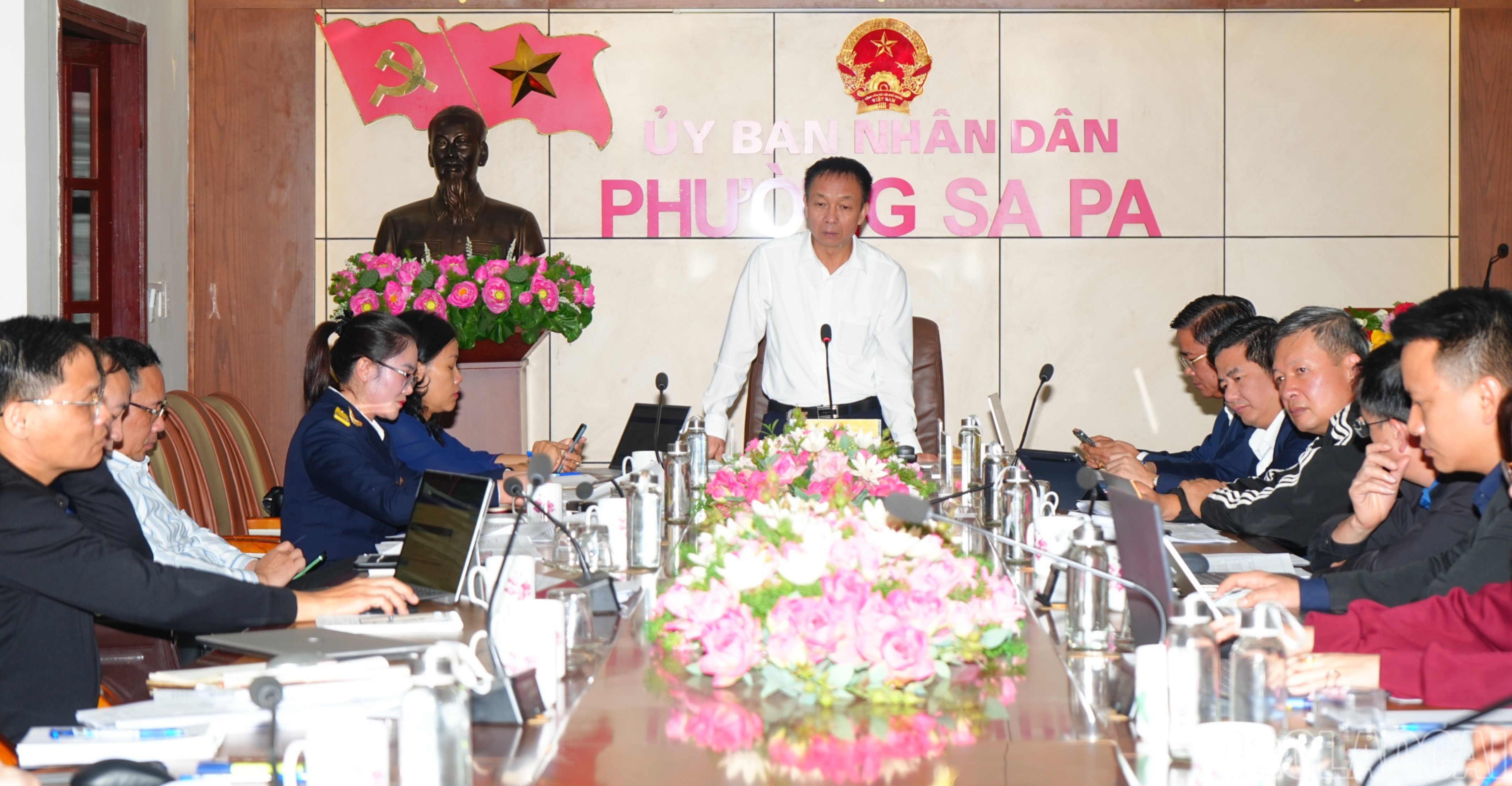 Đồng chí Vũ Quỳnh Khánh - Phó Chủ tịch Thường trực HĐND tỉnh phát biểu kết luận buổi làm việc. br-dsc06193.jpg