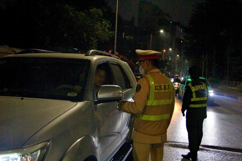 TRên 5.000 phương tiện đã bị kiểm tra trong tối 6/12.