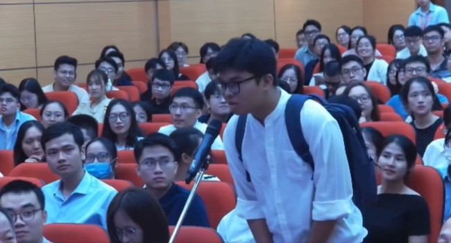 dinhhoang.jpg