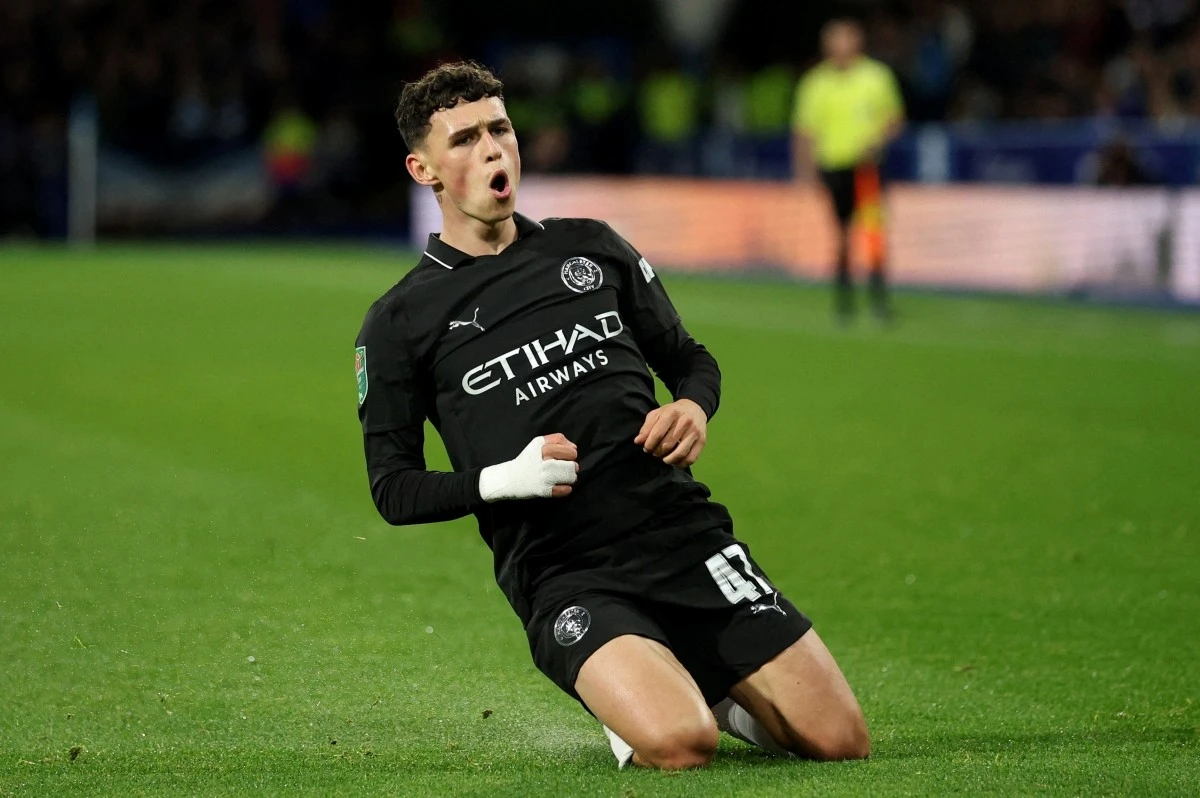 Phil Foden tỏa sáng giúp Man City giành chiến thắng.