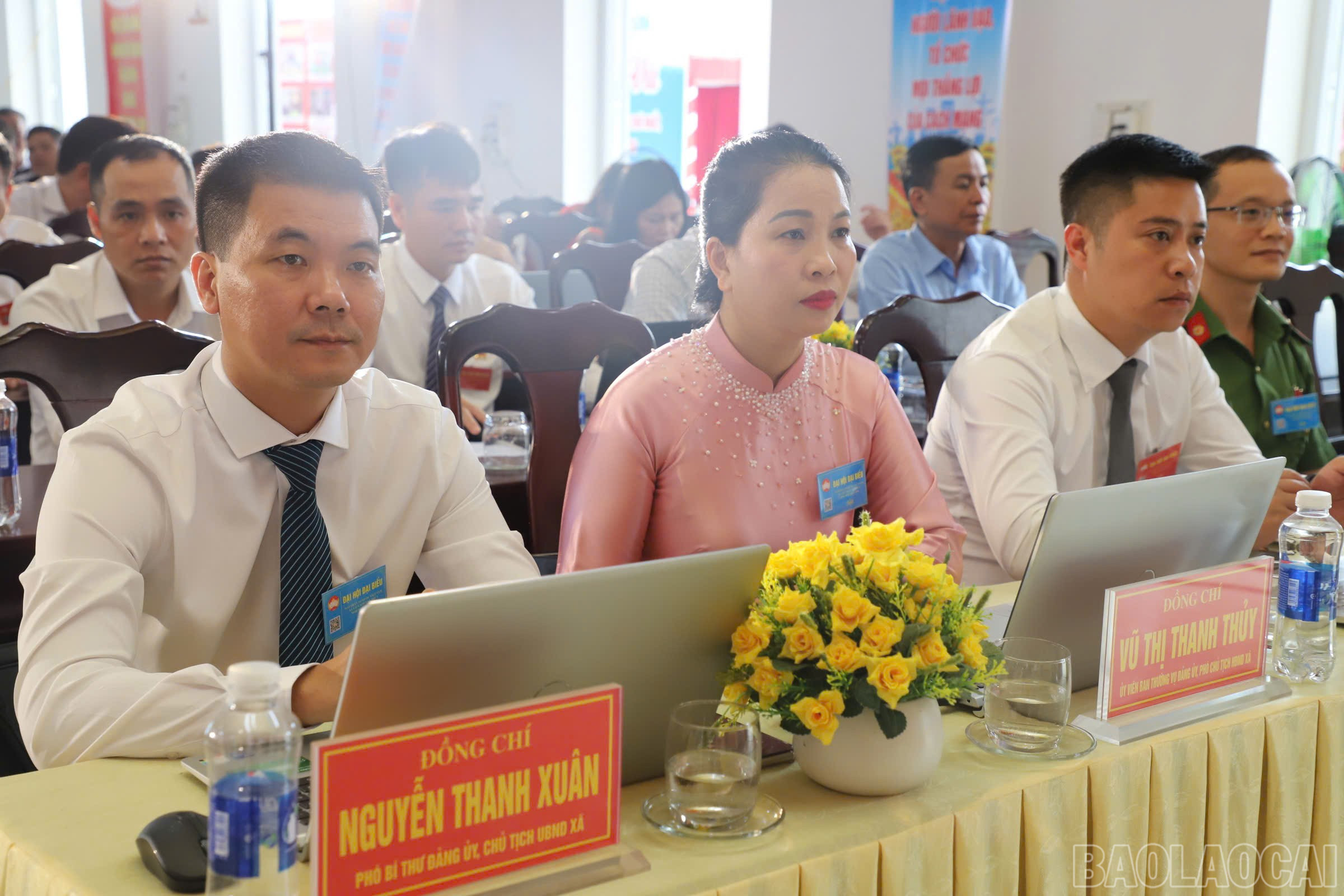 Các đại biểu dự đại hội. baolaocai-br_daibieu3.jpg