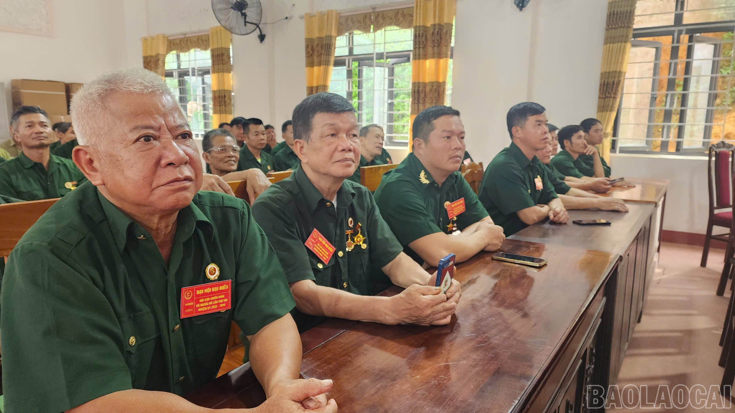 Đại biểu dự đại hội. baolaocai-br_daibieu-3.jpg