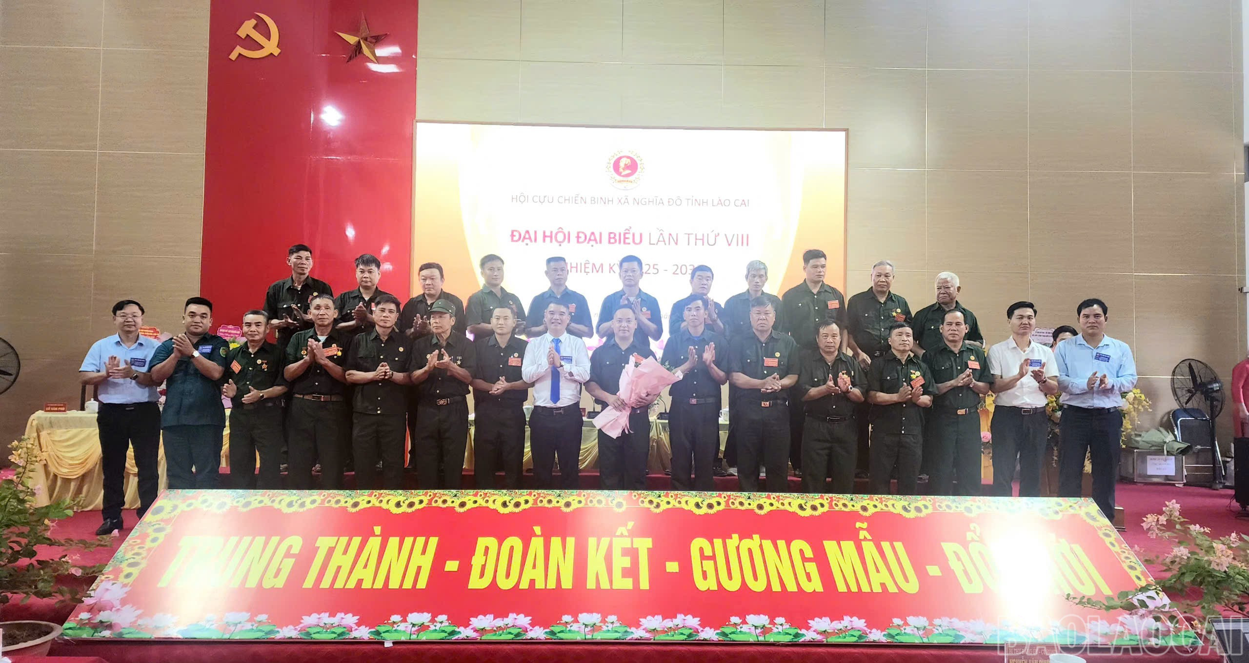 Ban Chấp hành Hội CCB xã Nghĩa Đô khóa mới ra mắt đại hội. baolaocai-br_ramat-7968.jpg