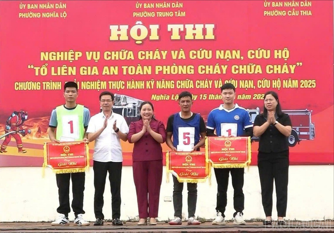 baolaocai-tr-traogiai3.jpg