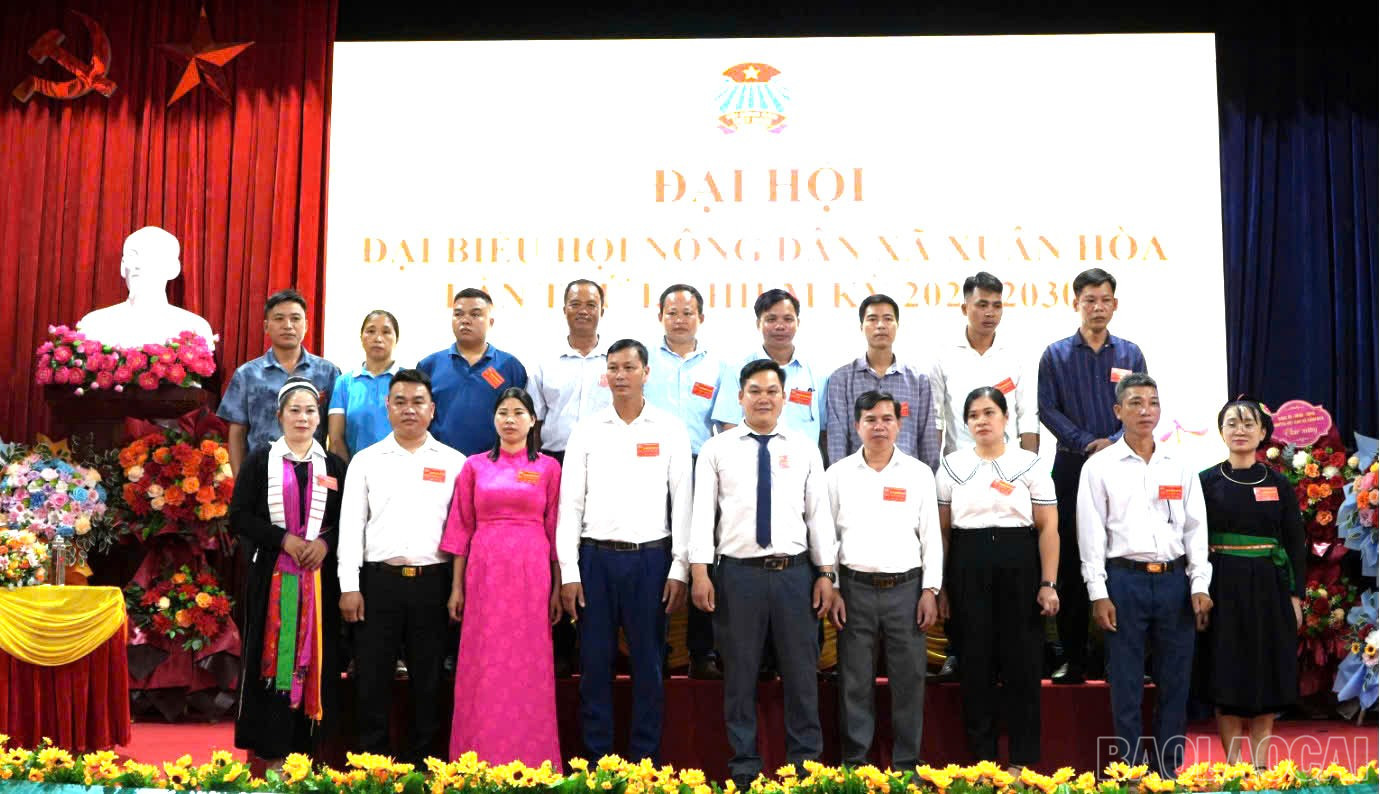 Ban Chấp hành Hội Nông dân xã Xuân Hòa ra mắt đại hội. baolaocai-br_ramat-4313.jpg