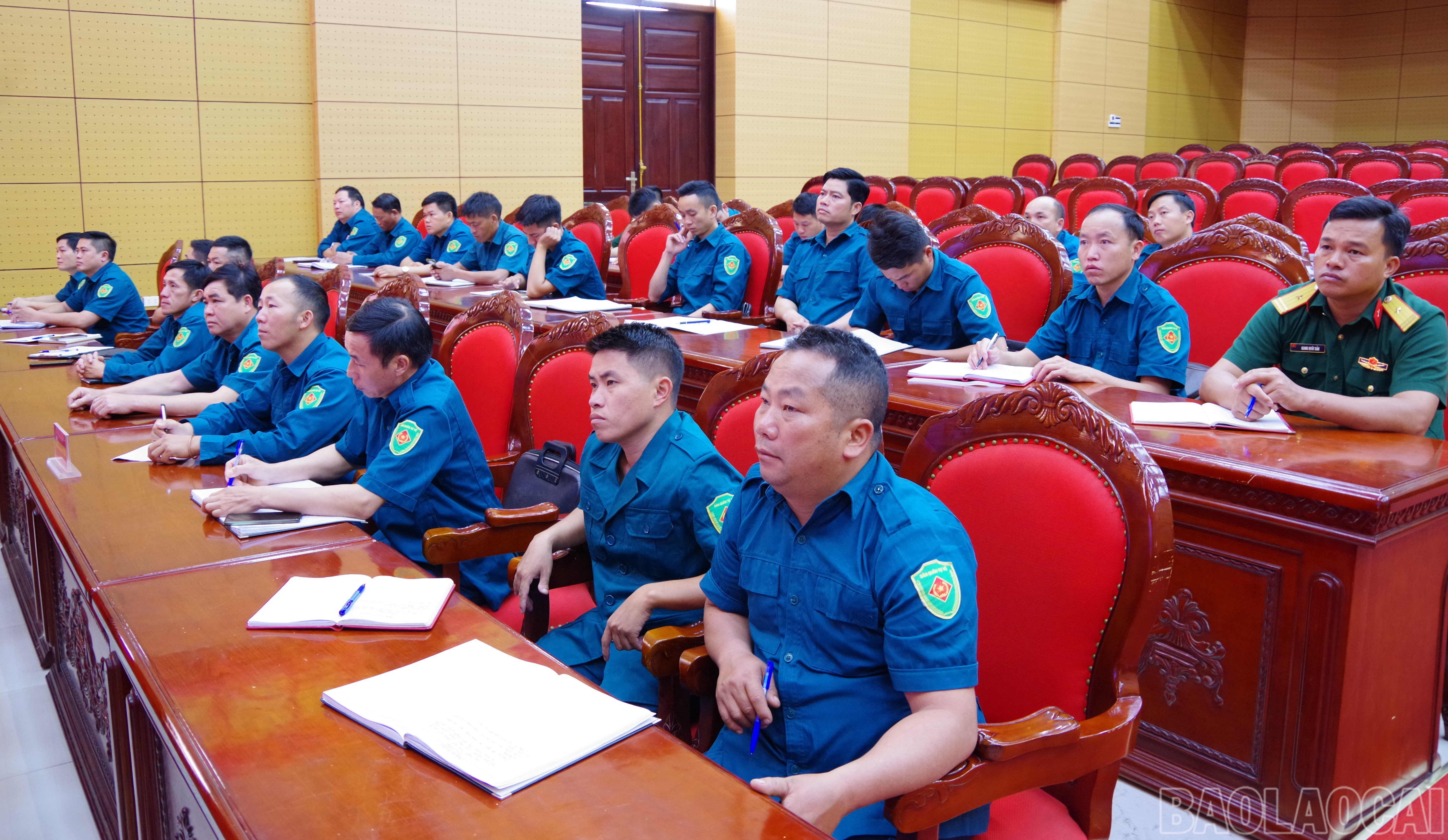 Đại biểu dự hội nghị. baolaocai-br_a3.jpg