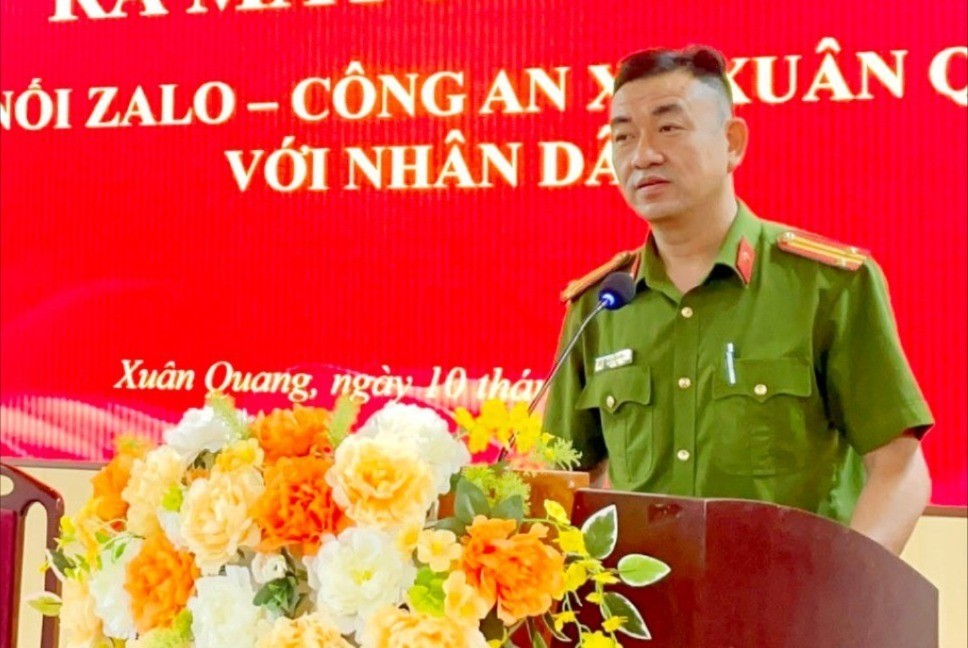 Lãnh đạo Công an xã Xuân Quang phát biểu tại Lễ ra mắt. xq1-2-166.jpg