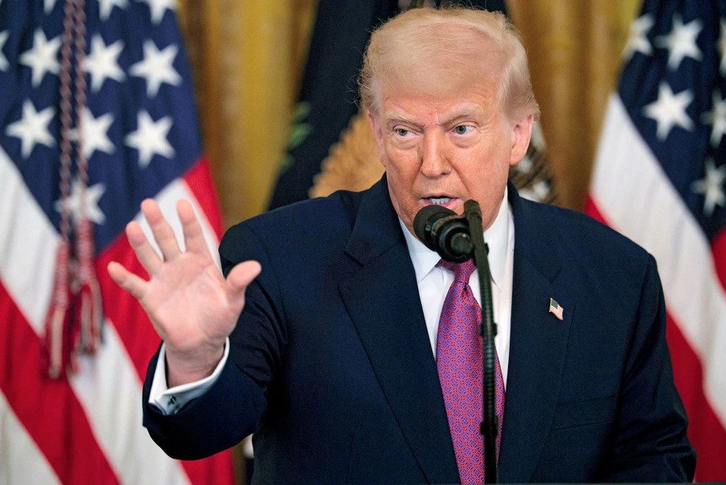 Tổng thống Mỹ Donald Trump 9-7trumpthue.jpg