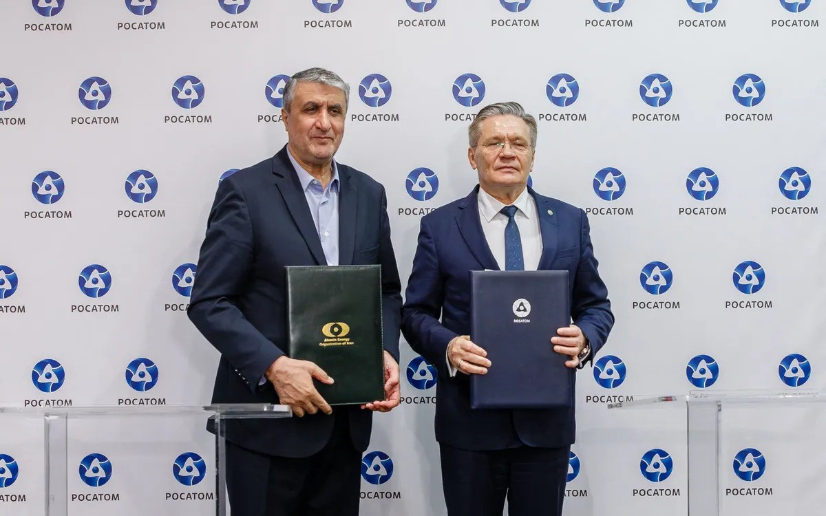 Tổng Giám đốc Rosatom và người đứng đầu Cơ quan nguyên tử Iran tại Moscow, Nga. nga-iran.jpg