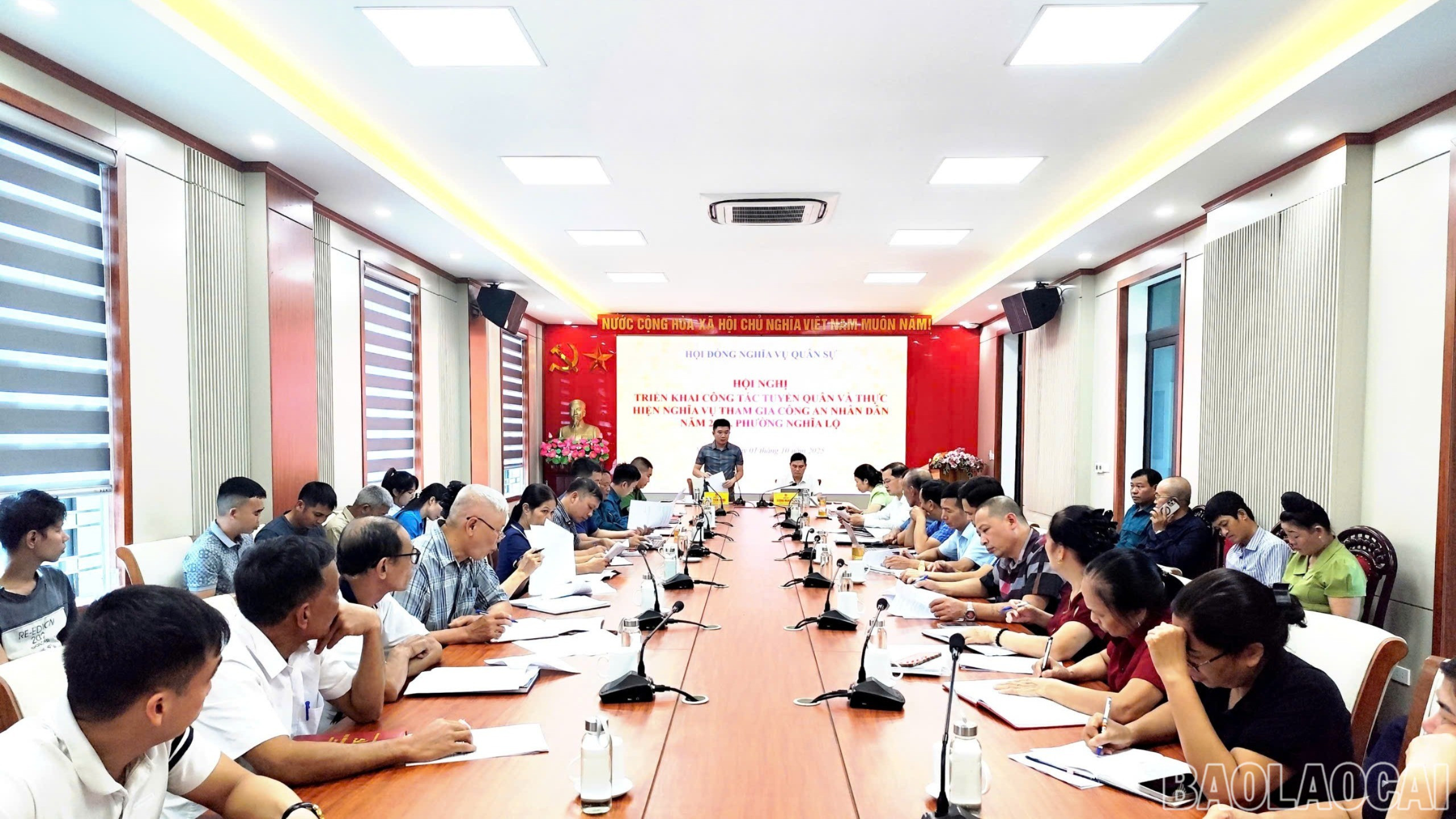 Quang cảnh hội nghị. baolaocai-br-nghiavu1.jpg