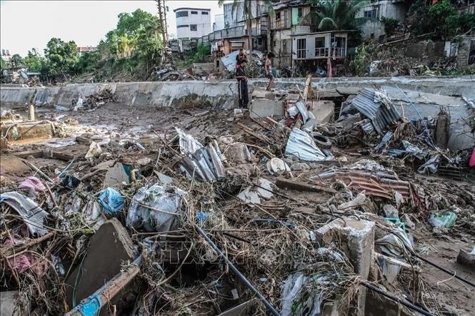 Cảnh ngổn ngang sau bão Kalmaegi tại tỉnh Cebu, Philippines ngày 5/11/2025.
