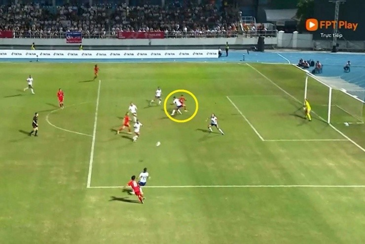 Hình ảnh bàn thắng của Bích Thùy ở trận chung kết môn bóng đá nữ SEA Games 33 không được công nhận do lỗi trọng tài biên.