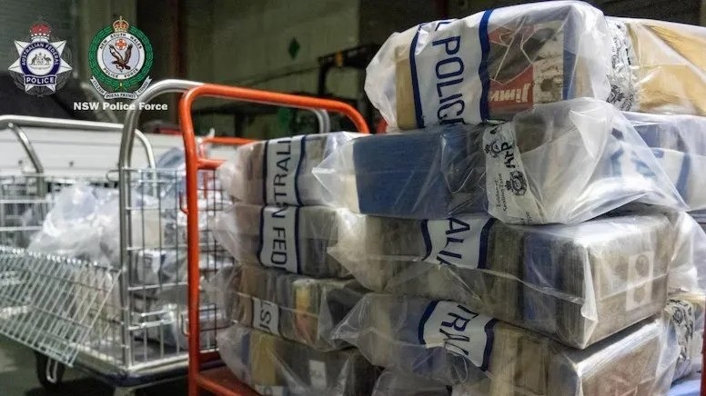 Ba người đàn ông bị bắt giữ liên quan đến vụ nhập khẩu thất bại 506 kg cocaine. haiquan-8625.jpg