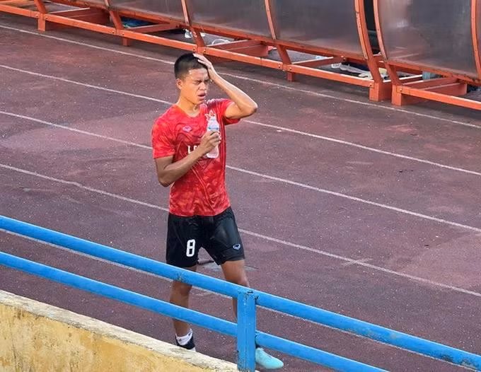 Chung Nguyên liên tục bị sốc nhiệt tại Việt Nam.