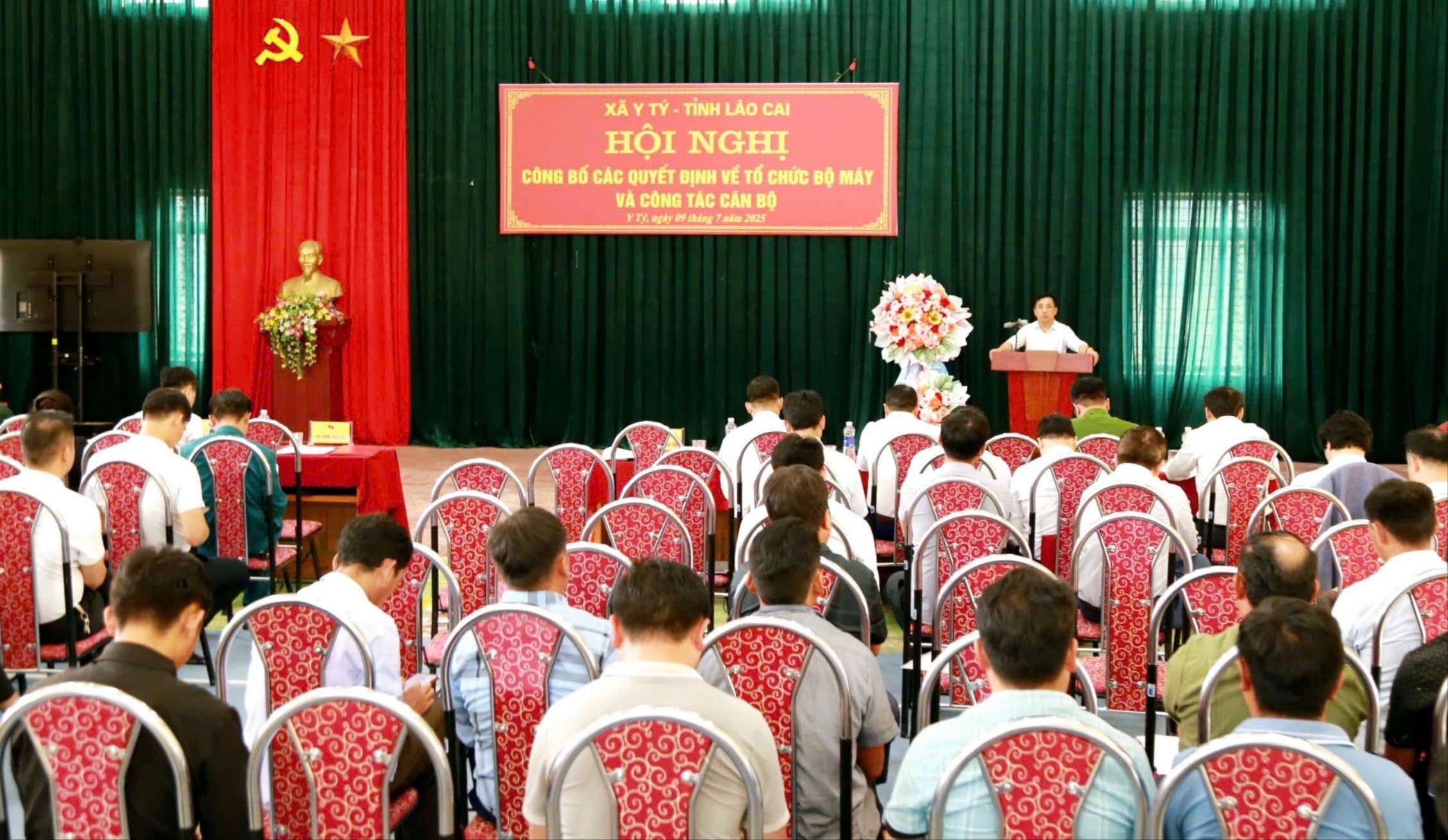 Quang cảnh hội nghị anh-2.jpg