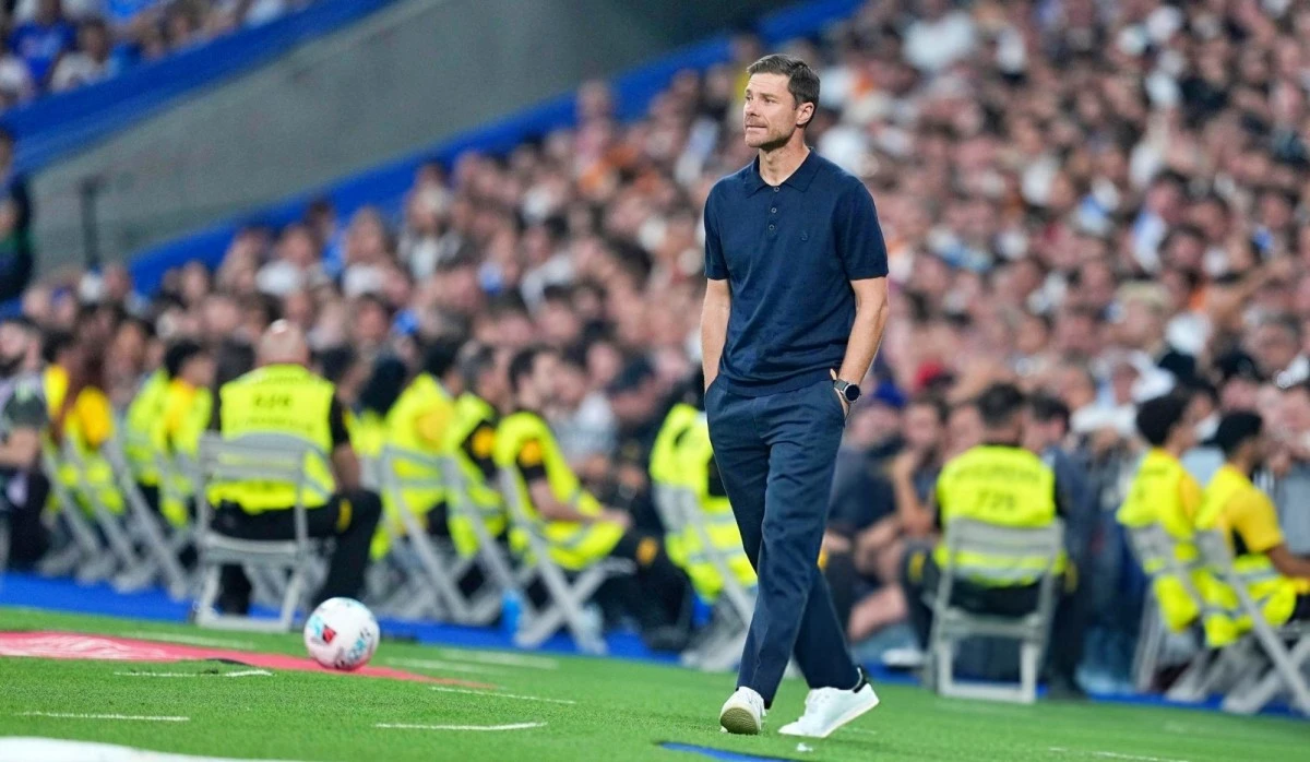 HLV Xabi Alonso có màn "chào sân" La Liga 2025/2026. (Ảnh: Getty)