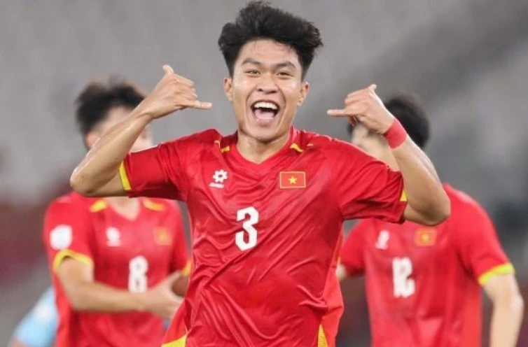 U23 Việt Nam cho thấy sự hiệu quả ở những pha dàn xếp bóng bổng.