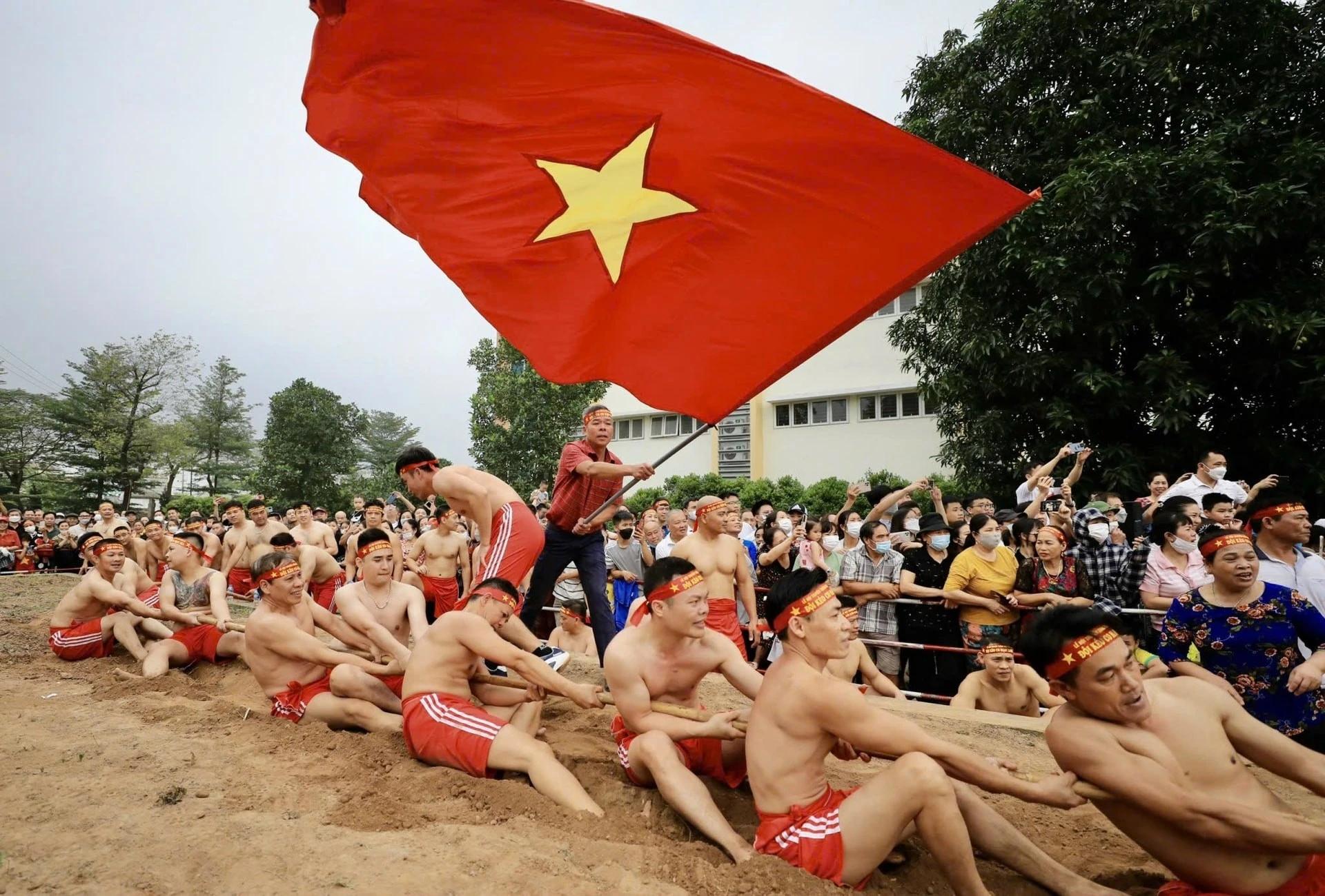 Di sản kéo co.