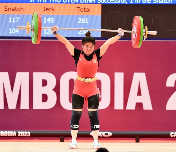 Đô cử Đinh Thị Thu Uyên thi đấu tại SEA Games 32-2023 tại Campuchia.