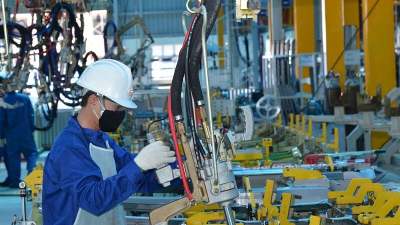 FDI giải ngân đang có xu hướng gia tăng. FDI giải ngân đang có xu hướng gia tăng.