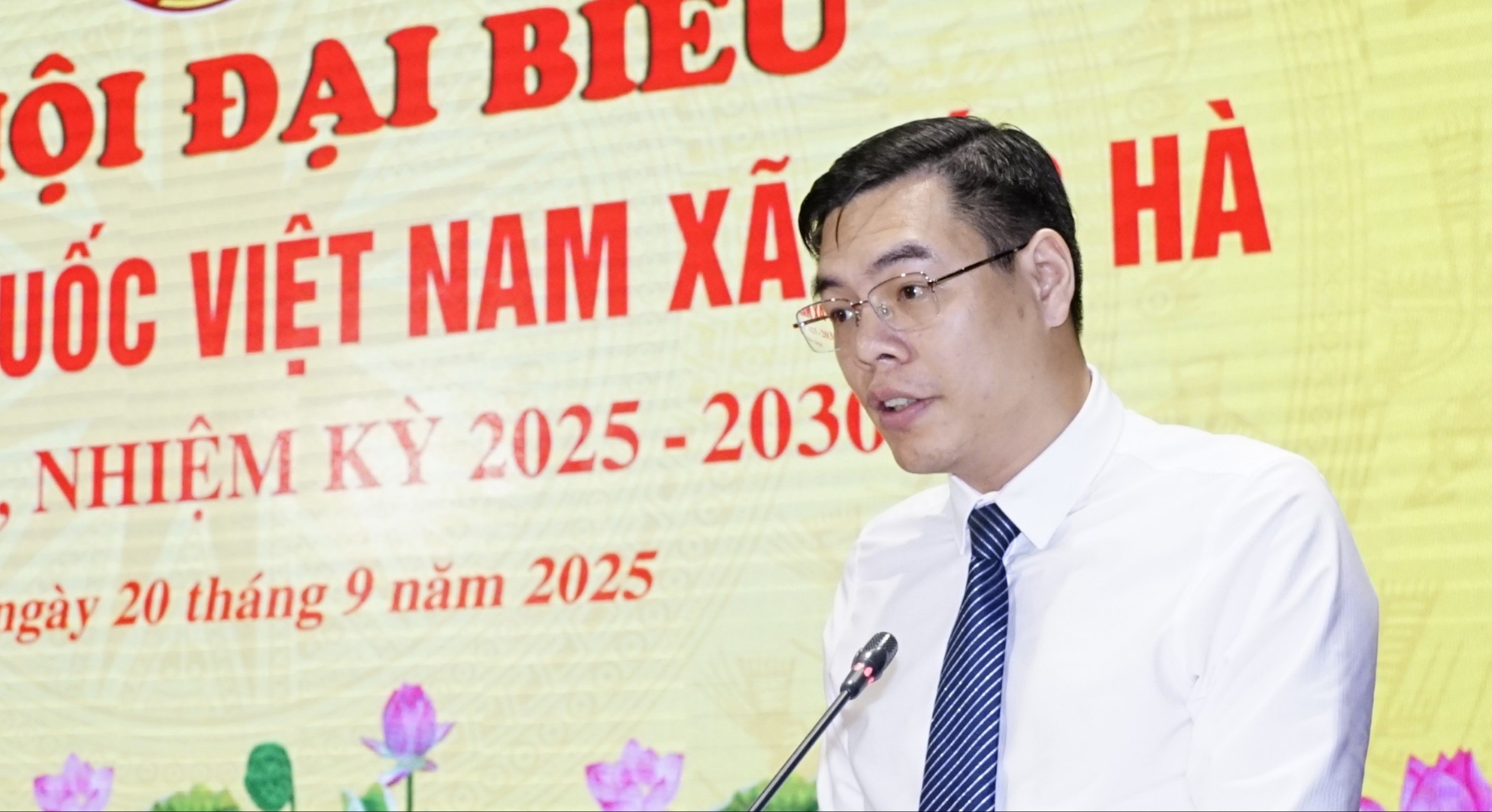 Đồng chí Hà Đức Hải - Tỉnh ủy viên, Phó Chủ tịch Ủy ban MTTQ tỉnh, Bí thư Tỉnh đoàn phát biểu chỉ đạo tại đại hội. dsc2904-2464.jpg