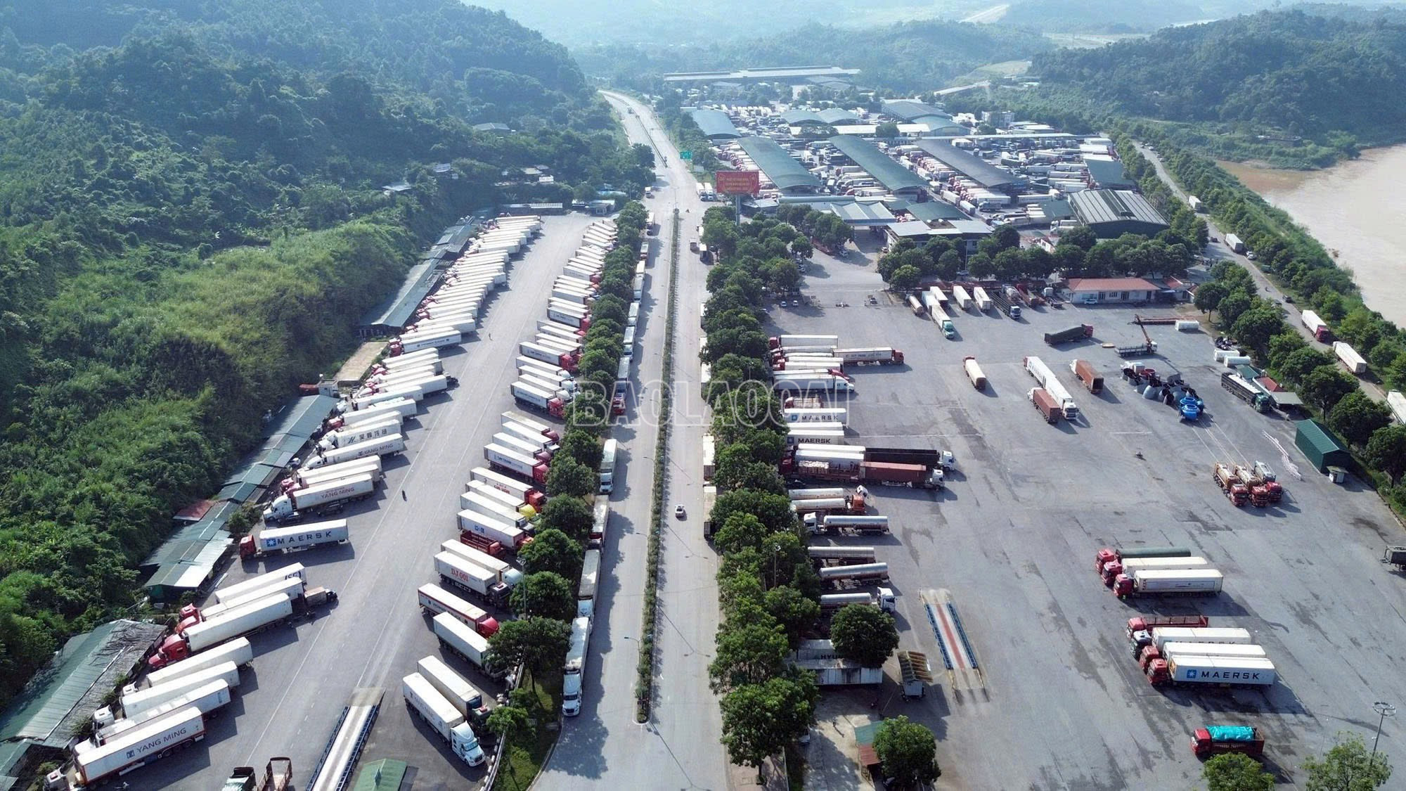 Cửa khẩu Quốc tế đường bộ số II Kim Thành, tỉnh Lào Cai. baolaocai-c_cuakhau.jpg