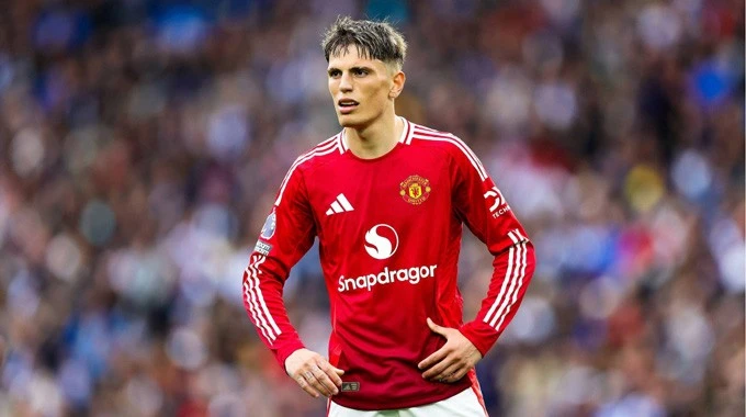 Garnacho đang trên đường rời MU sang Chelsea.