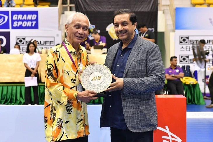 Ông Chaiyaphak Siriwat