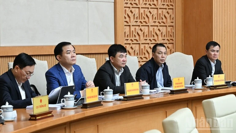 Lãnh đạo các tập đoàn kinh tế nhà nước chủ chốt tham dự phiên họp.