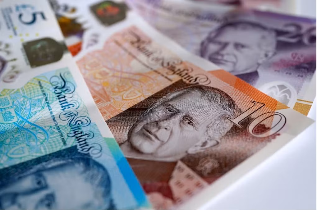 Nền kinh tế Anh suy giảm 0,1% trong tháng 5.