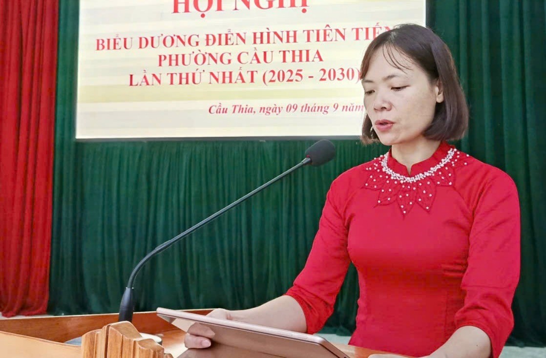 ĐC Nguyễn Thị Lý - Phó Bí thư, Chủ tịch UBND phường phát biểu tại Hội nghị. anh3-2837.jpg