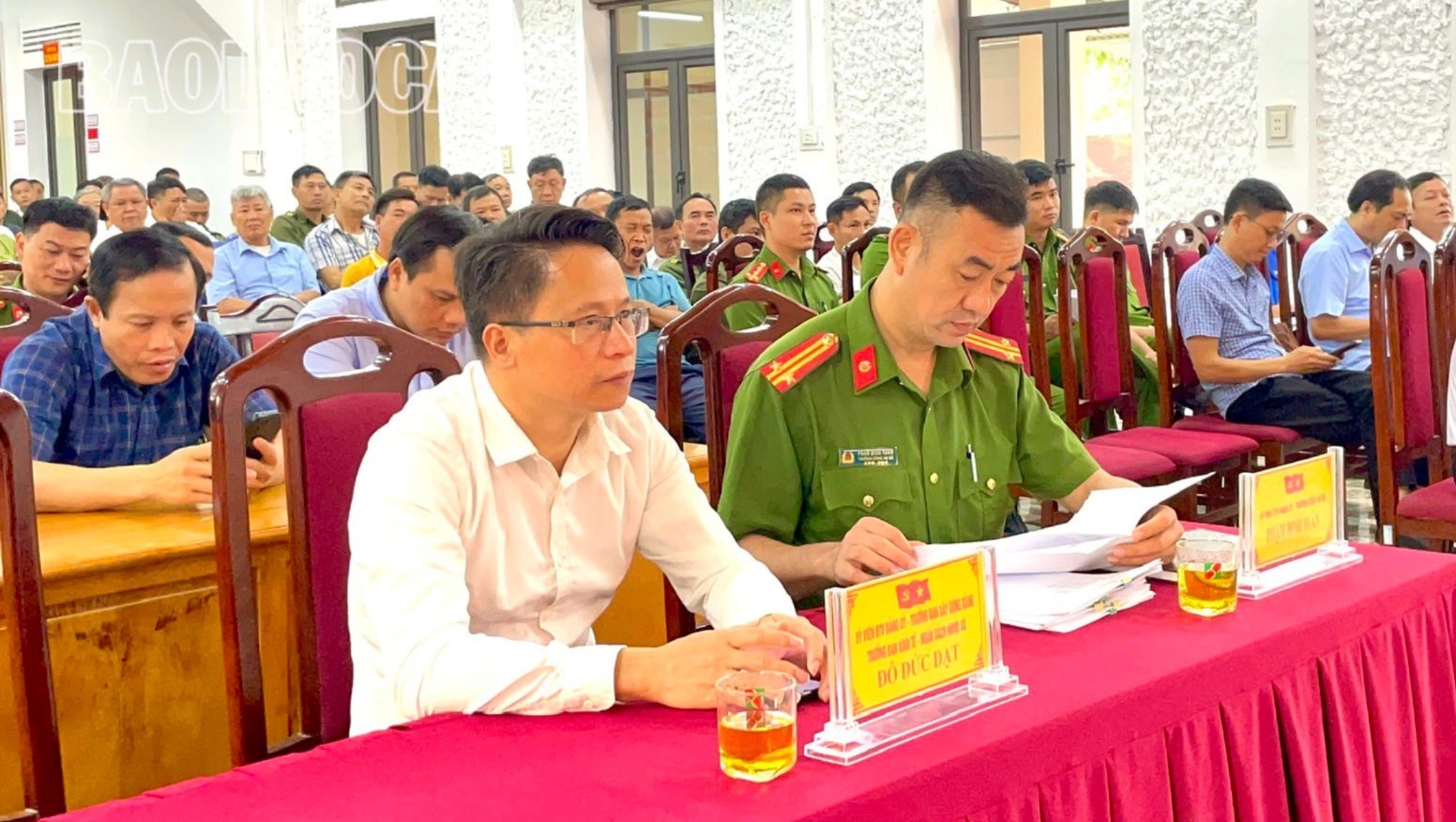 Các đại biểu và đông đảo người dân xã Xuân Quang tham dự buổi lễ ra mắt. xq1-4.jpg