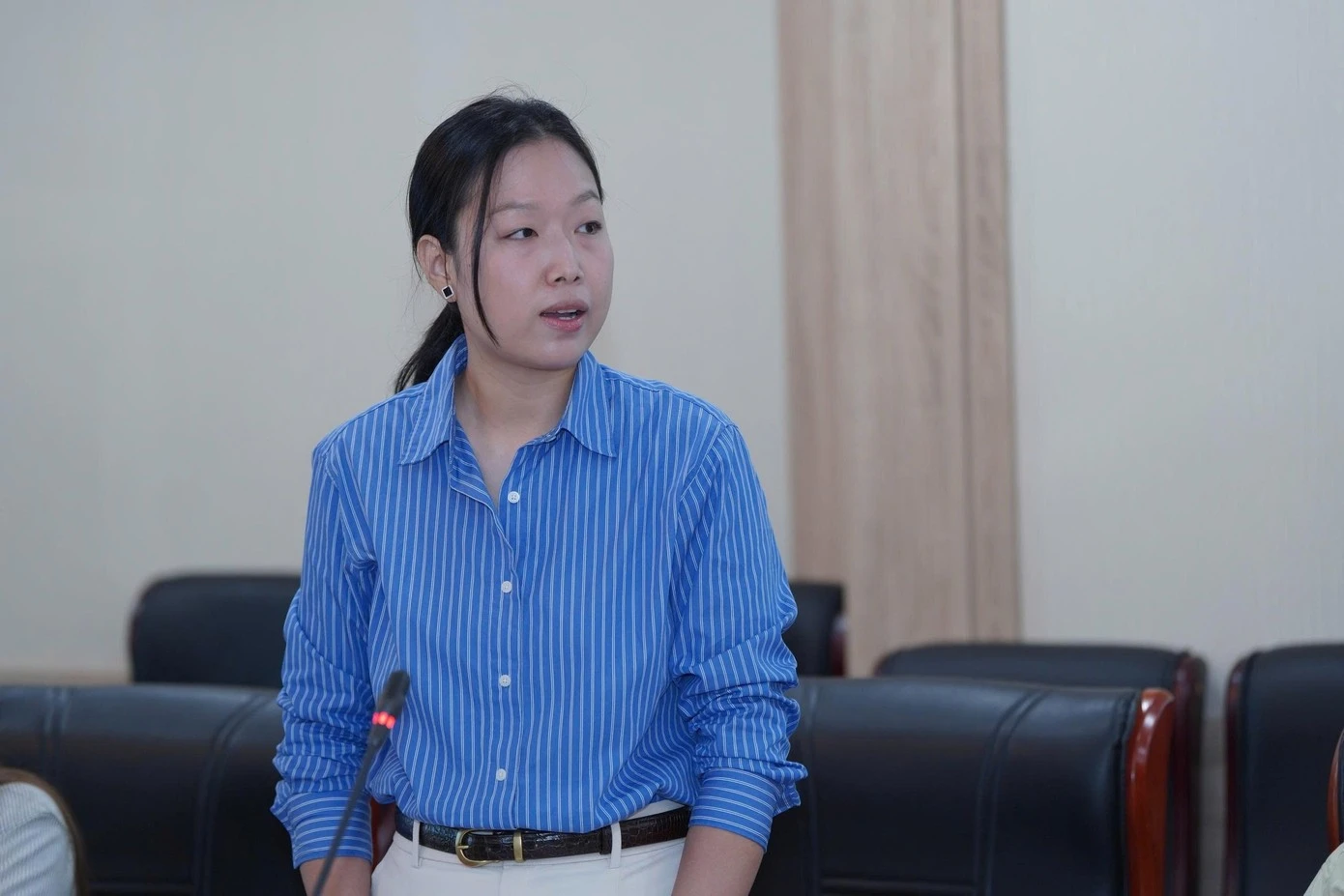 Bà Nguyễn Thị Thu Hương - Giám đốc kinh doanh Công ty Chơn Chính tại Đồng Tháp phát biểu tại buổi làm việc.