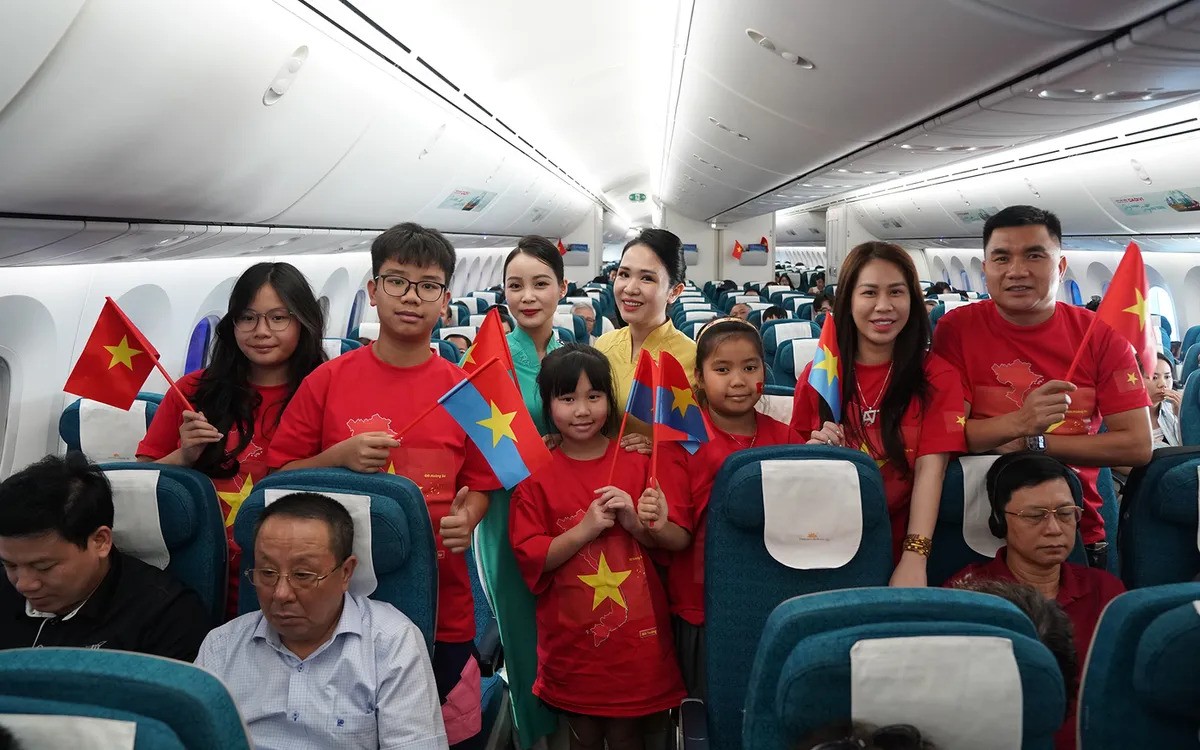 Hàng không tăng chuyến, tung khuyến mãi lớn dịp Quốc khánh 2/9. hangkhong2-9.jpg
