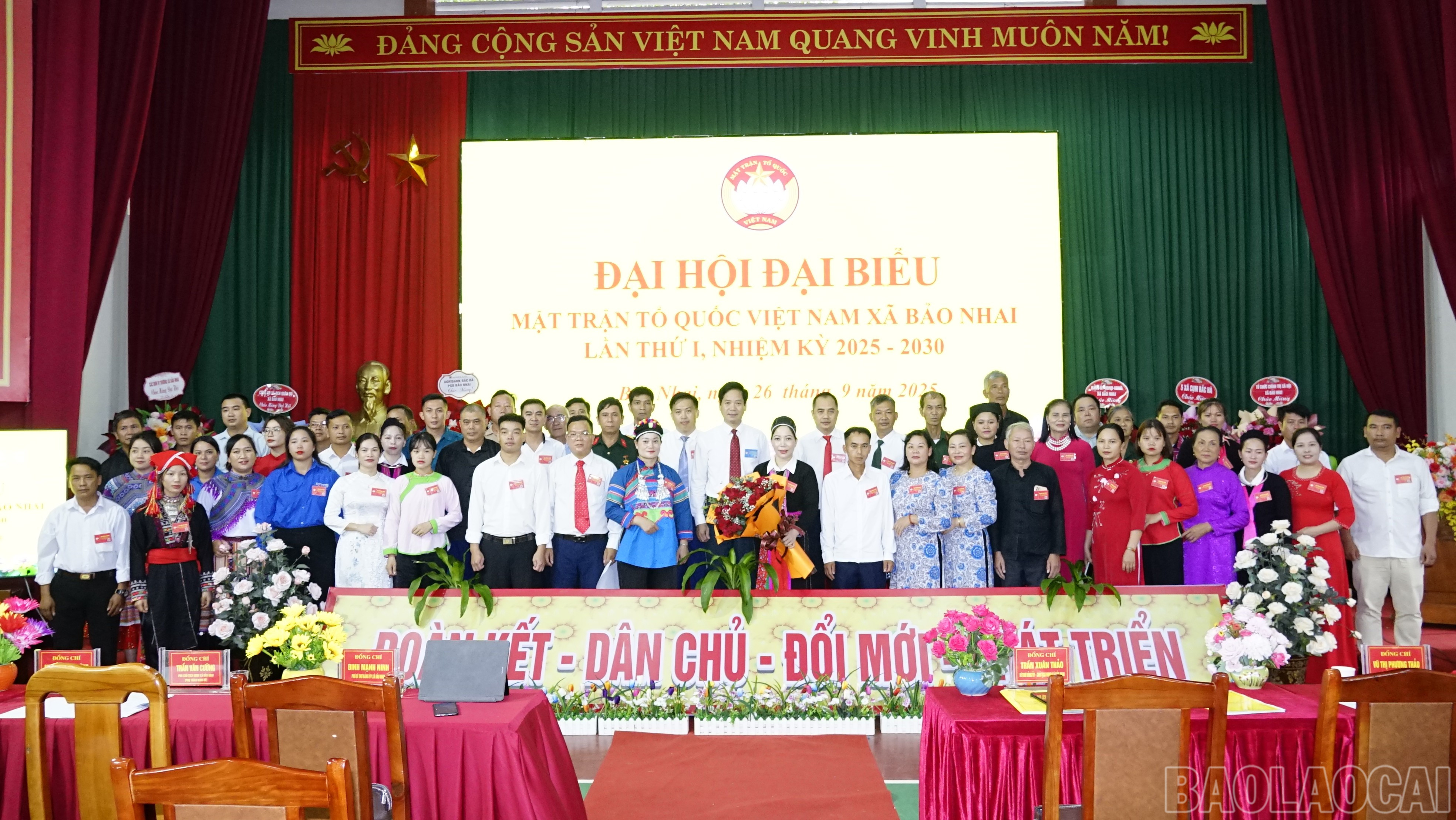 55 ủy viên Ủy ban MTTQ xã Bảo Nhai khóa I ra mắt đại hội. baolaocai-br_dsc3162.jpg
