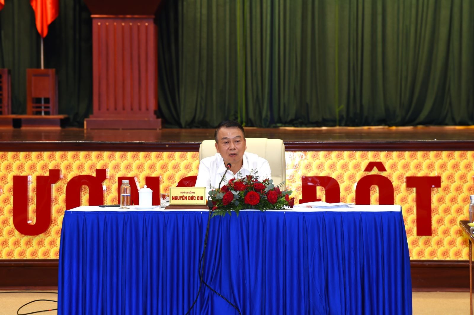 Thứ trưởng Nguyễn Đức Chi. Thứ trưởng Nguyễn Đức Chi.