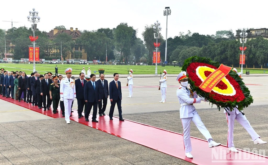 Lãnh đạo Đảng, Nhà nước vào Lăng viếng Chủ tịch Hồ Chí Minh